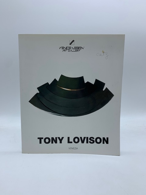 In occasione della XLVIII Biennale di Venezia Tony Lovison. I materiali dell'anima